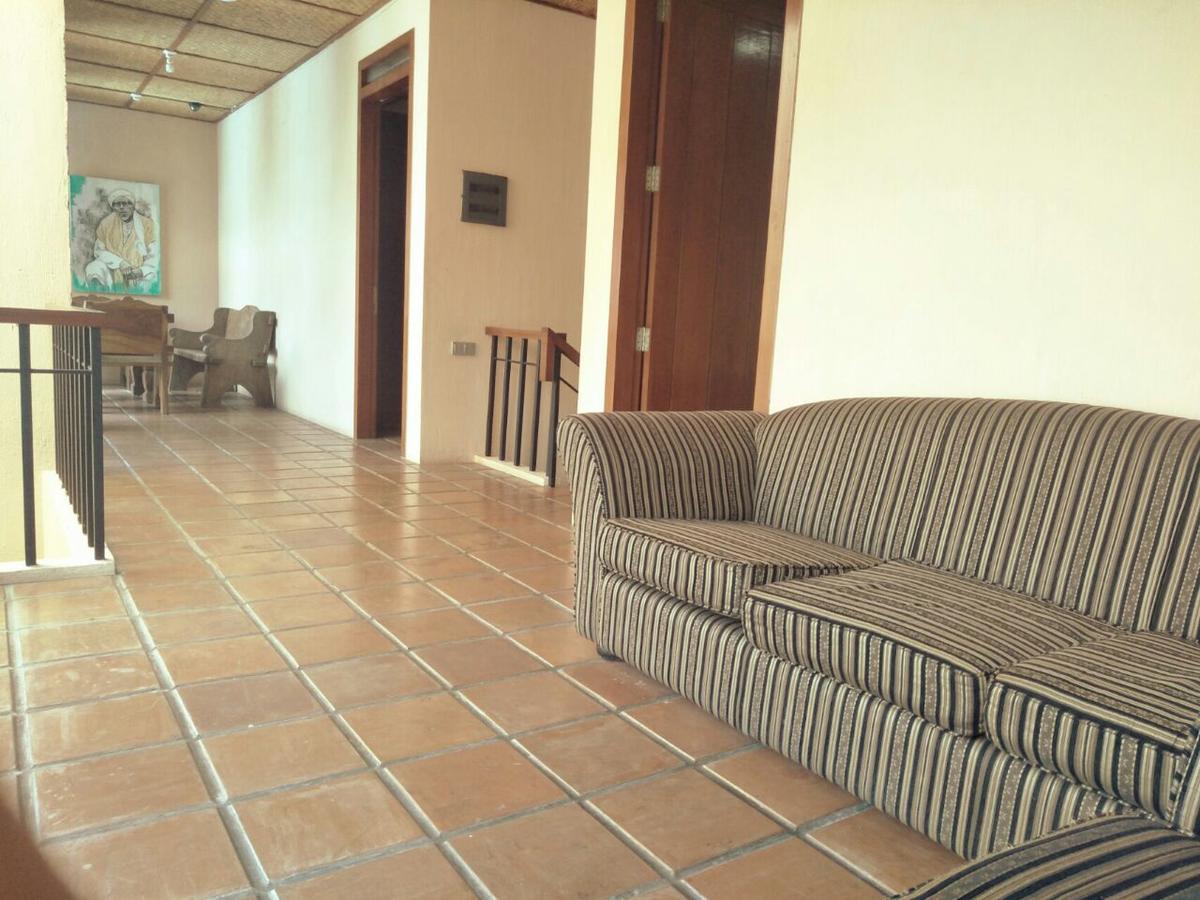 Villa Bukit Danau Cipanas  Exterior photo